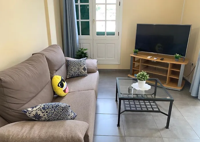 Cozy Apartment Playa Las Vistas. Free Wifi.